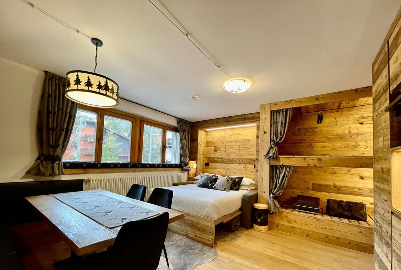 Il Ruscello Mountain Apartment マデージモ エクステリア 写真