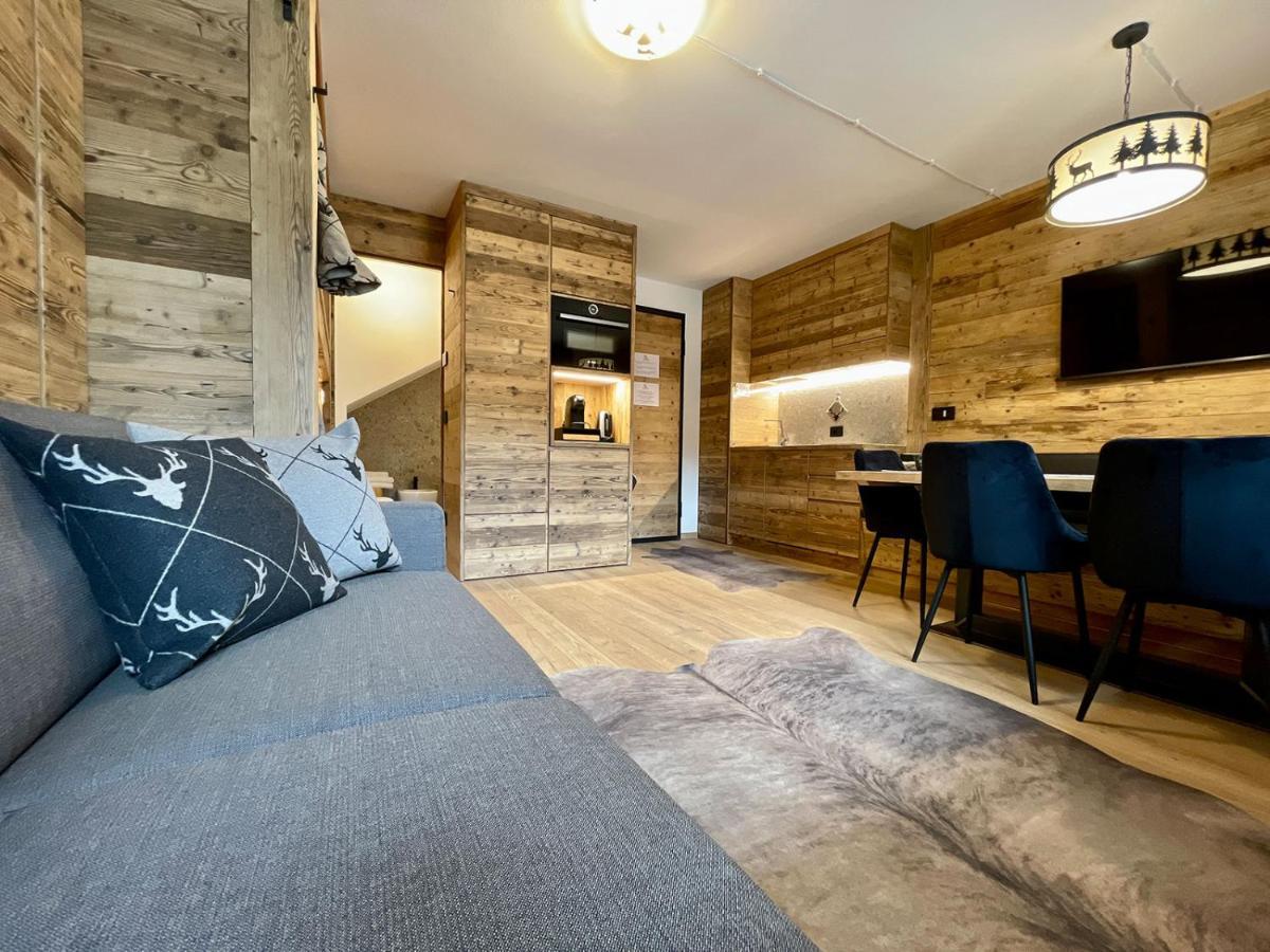 Il Ruscello Mountain Apartment マデージモ エクステリア 写真