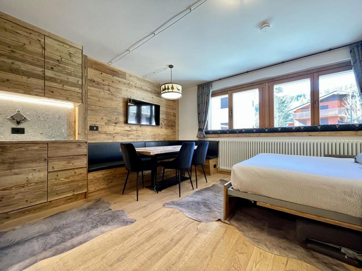 Il Ruscello Mountain Apartment マデージモ エクステリア 写真