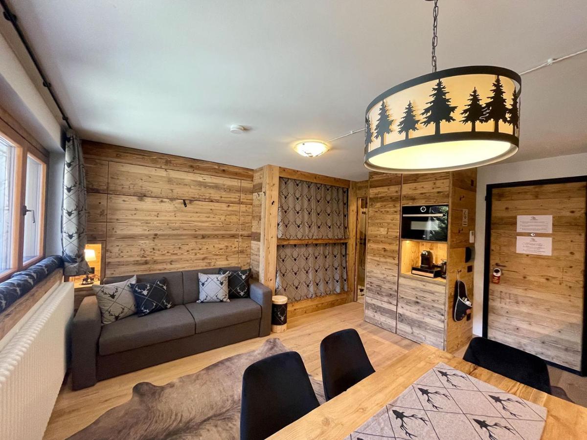 Il Ruscello Mountain Apartment マデージモ エクステリア 写真
