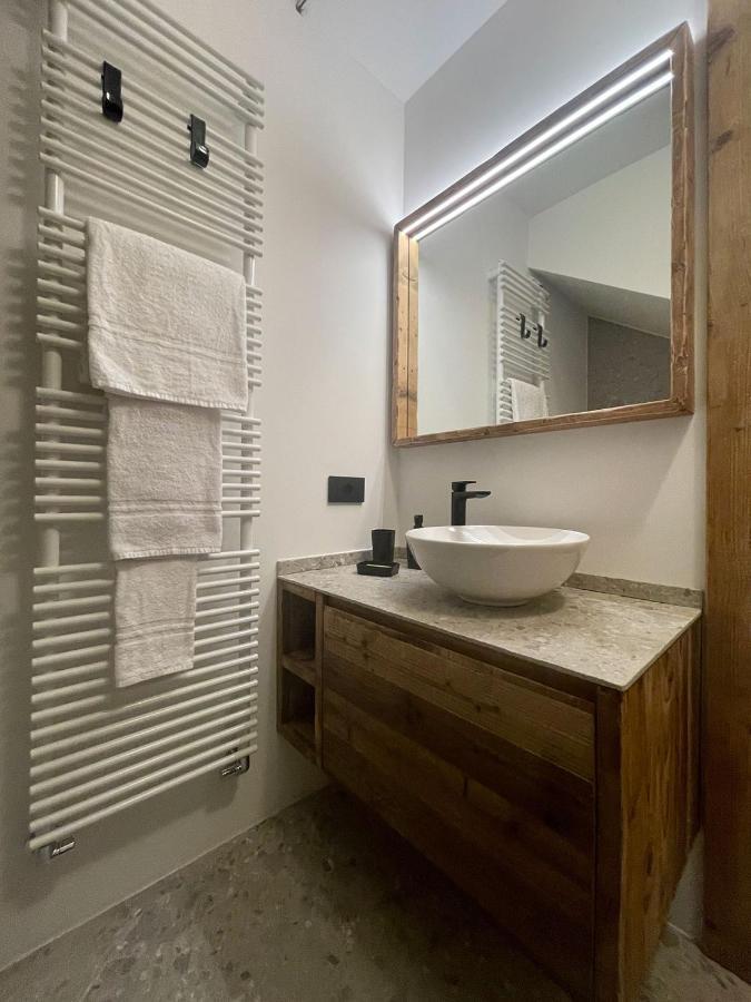 Il Ruscello Mountain Apartment マデージモ エクステリア 写真