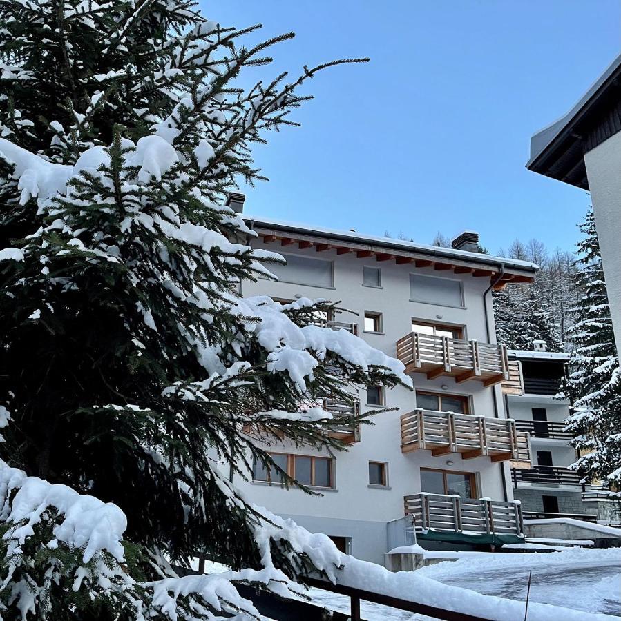 Il Ruscello Mountain Apartment マデージモ エクステリア 写真